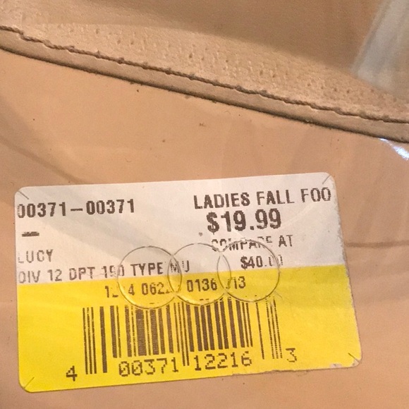 Wild Diva Lounge Nude Stilettos - Picture 6 of 6